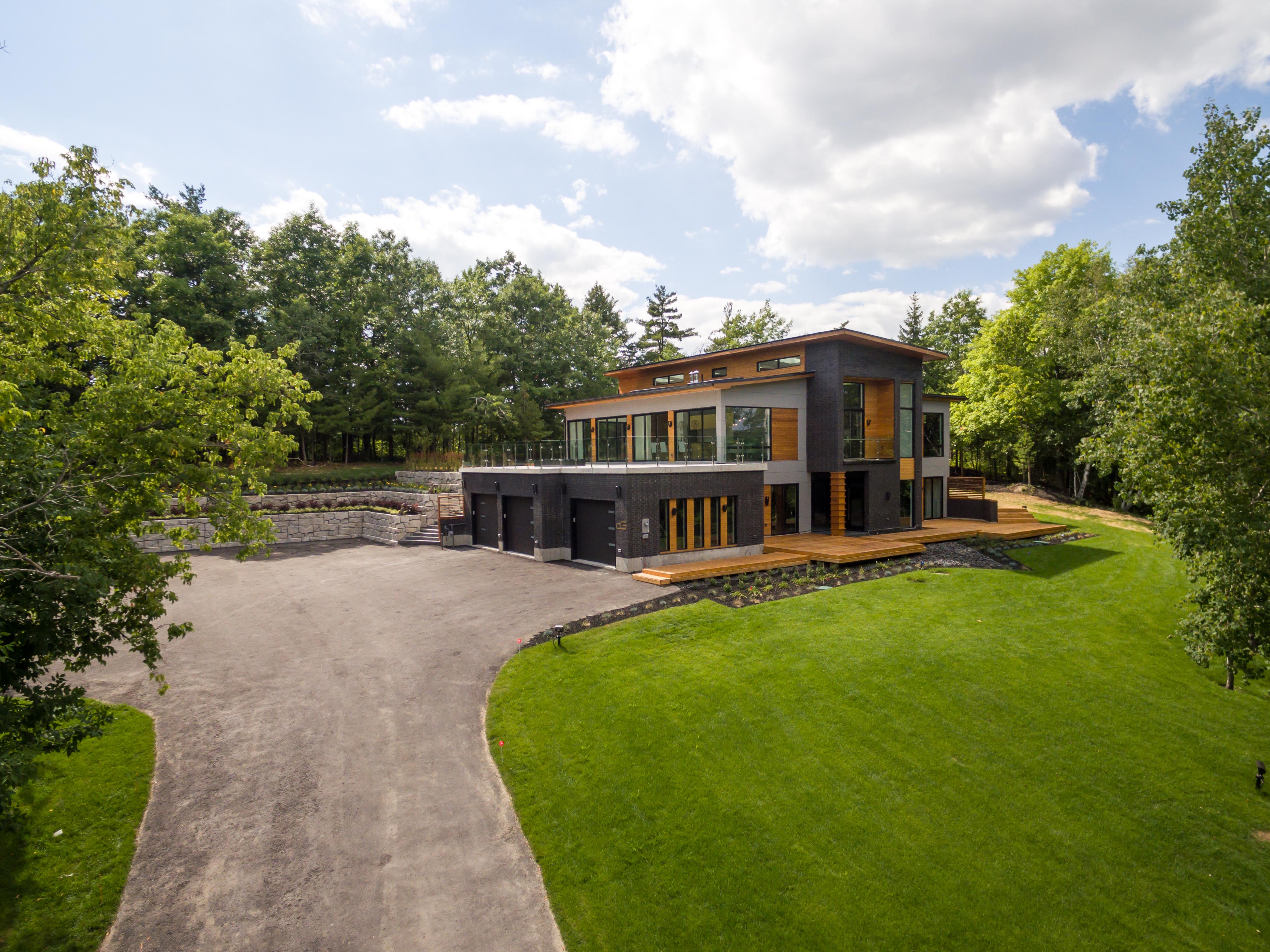 House Of The Hill